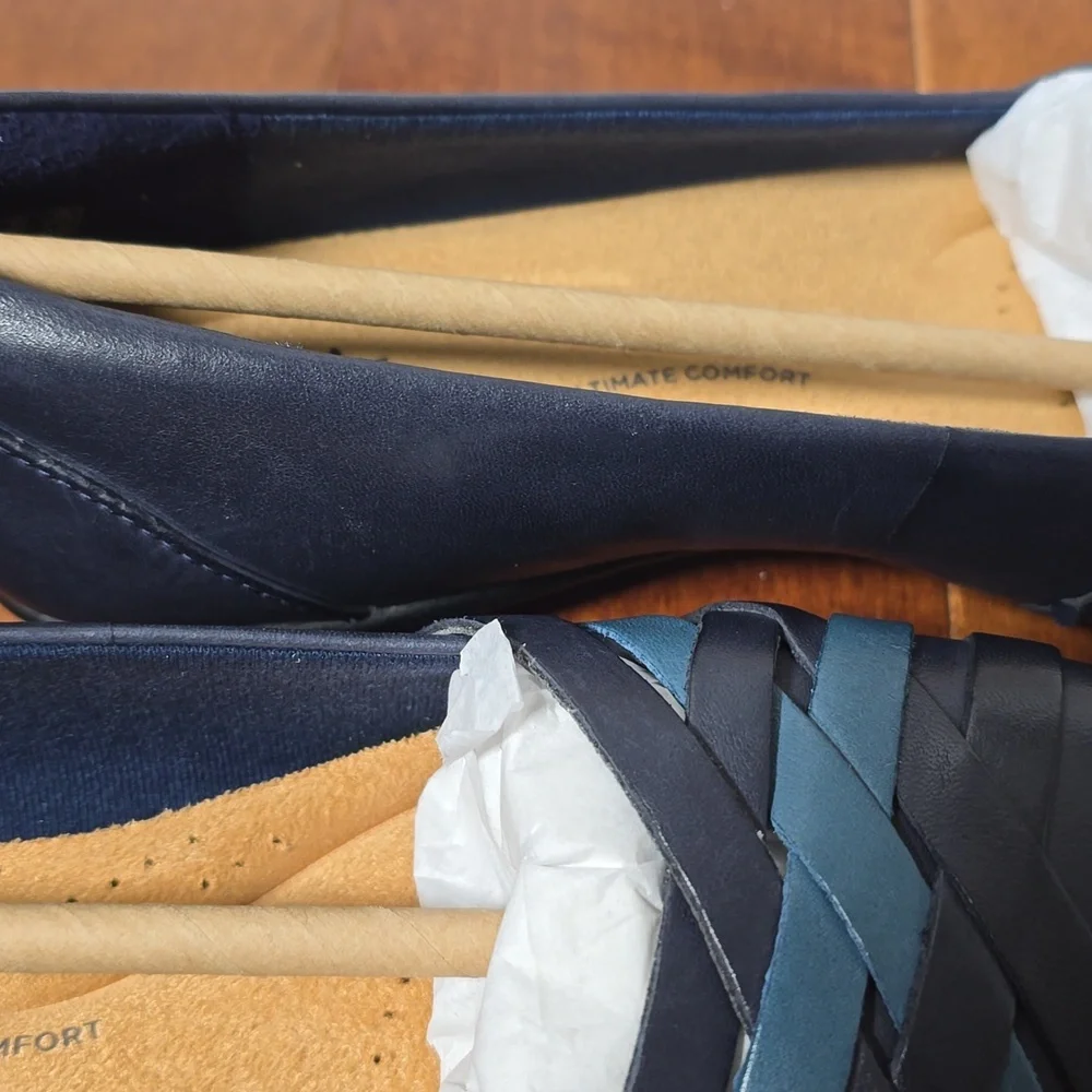 Clarks Sara Clover Navy Combination Leather Ballet Flats 6 NWT - Picture 5 of 11